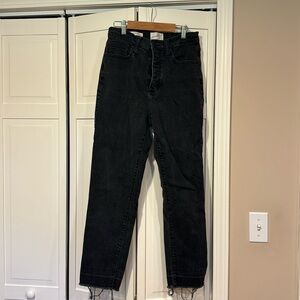 Universal Thread high rise distressed jeans. Black, size 6